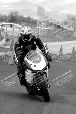 media/Mar-20-2023-Moto Forza (Mon) [[d0bbc59e78]]/Around the Pits/